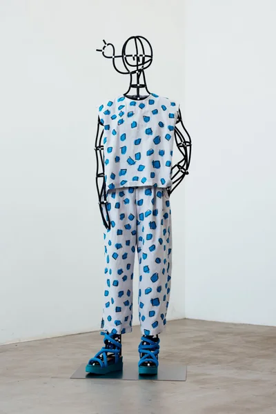 Look 30